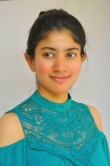 sai-pallavi-latest-photos-09838-184