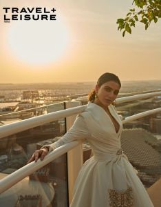 samantha-latest-photoshoot-at-dubai-festival-016