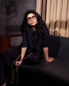 samantha-ruth-prabhu-in-black-outfit-photos-002