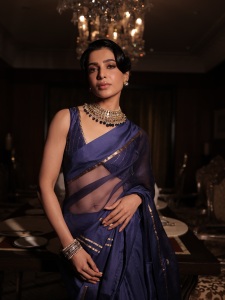 samantha-ruth-prabhu-in-blue-pattu-saree-tissue-saree-photos-005