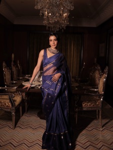samantha-ruth-prabhu-in-blue-pattu-saree-tissue-saree-photos