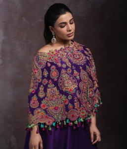 samantha-ruth-prabhu-in-elaborate-vintage-style-dangle-earrings-photos
