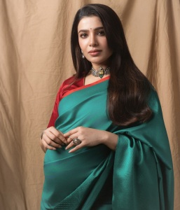 samantha-ruth-prabhu-in-oxidized-silver-jewelry-including-a-heavy-choker-with-a-central-amber-toned-stone-matching-drop-earrings-photos