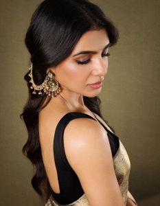 samantha-ruth-prabhu-in-saree-with-latest-style-photos-001