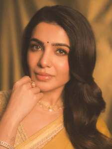 samantha-ruth-prabhu-in-yellow-saree-latest-photos-002