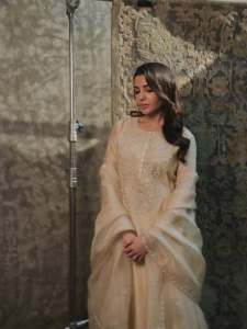 samantha-ruth-prabhu-pregnancy-outfit-photo-002