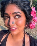 samyukta-hornad-new-photos