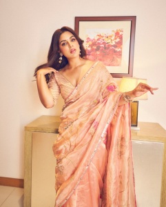 samyuktha-menon-cute-expression-photo-012