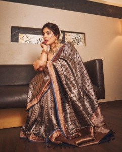 samyuktha-menon-cute-expression-photo-014