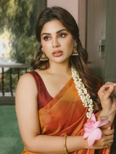 samyuktha-menon-cute-expression-photo-018