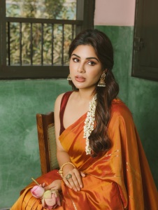 samyuktha-menon-cute-expression-photo-019