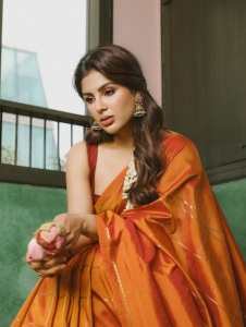 samyuktha-menon-cute-expression-photo-021