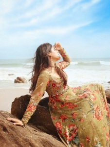 samyuktha-menon-in-anarkali-churidar-trending-style-photos-latest-002