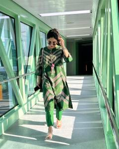 samyuktha-menon-in-green-kurti-set-photos-001