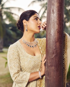 samyuktha-menon-in-party-wear-anarkali-churidar-photos-005