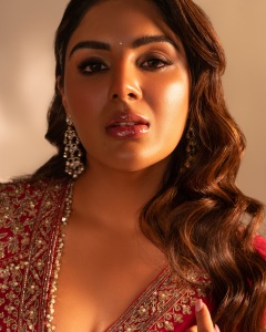samyuktha-menon-in-party-wear-saree-photos-008