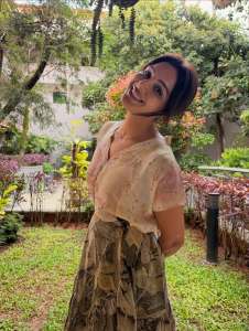 samyuktha-menon-in-simple-and-stylish-dress-ideas-photos-006