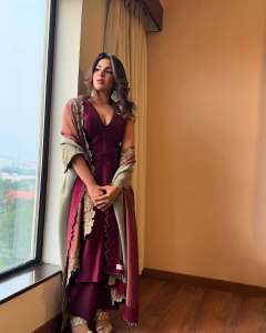 samyuktha-menon-in-velvet-churidar-dress-photos-005