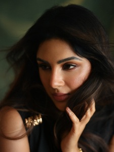 samyuktha-menon-latest-makeover-style-photos-033