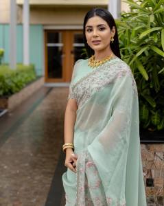 samyuktha-menon-latest-photoshoot-pictures-026