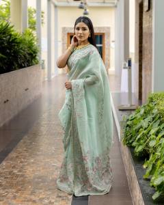samyuktha-menon-latest-photoshoot-pictures-028
