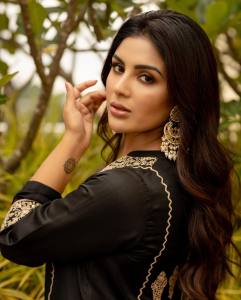 samyuktha-menon-latest-photoshoot-pictures-030