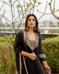 samyuktha-menon-latest-photoshoot-pictures-031