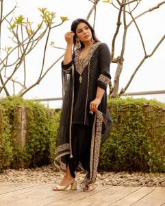 samyuktha-menon-latest-photoshoot-pictures-032