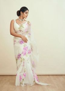 samyuktha-menon-latest-saree-photos-003