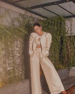 samyuktha-menon-new-photoshoot-in-white-coat-and-pants-001