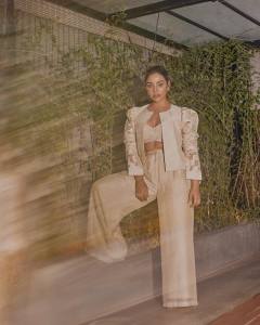samyuktha-menon-new-photoshoot-in-white-coat-and-pants-003