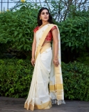 actress-samyuktha-menon-in-kerala-saree-photos-003