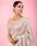 samyuktha-menon-photoshoot-in-white-churidar-001