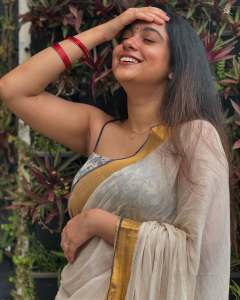 actress-sana-althaf-new-pictures-010