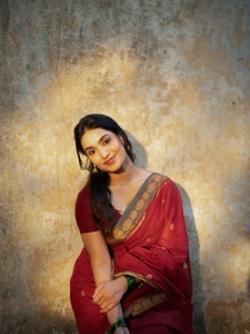 saniya-iyappan-in-saree-with-matching-ornaments-trending-ideas-photos-007