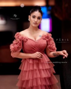 saniya-iyappan-latest-photos-from-kerala
