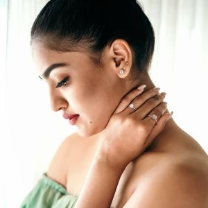 saniya-iyappan-latest-photos-hd-001