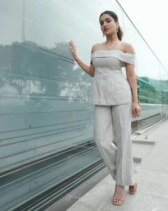 saniya-iyappan-latest-photoshoot-images-004
