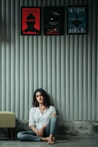 saniya iyappan new photos 1017-007