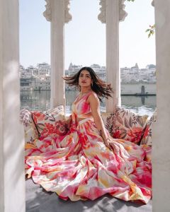 saniya-iyappan-new-photoshoot-002