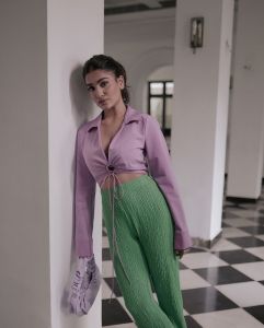 saniya-iyappan-new-photoshoot-in-bell-bottoms-003