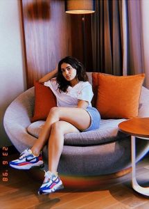 saniya iyappan new pics