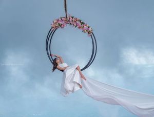 saniya-iyappan-sky-photoshoot