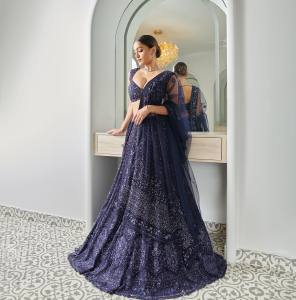 saniya-iyyappan-in-wide-neck-dress-photoshoot-014
