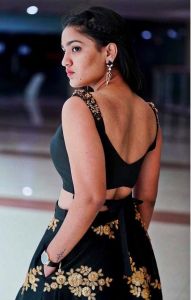 saniya iyyappan latest photos-009