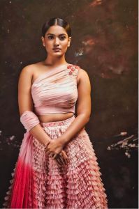 saniya iyyappan photos