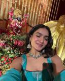 saniya-iyappan-in-wedding-function-dress-ideas-photos-001