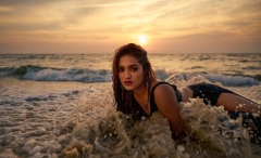 saniya-iyappan-hot-beach-photoshoot-003