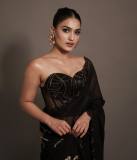 saniya-iyappan-in-black-saree-with-party-look-photos-001