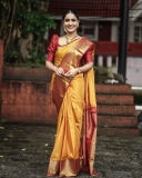 saniya-iyappan-in-pattu-saree-photos-new-look-001